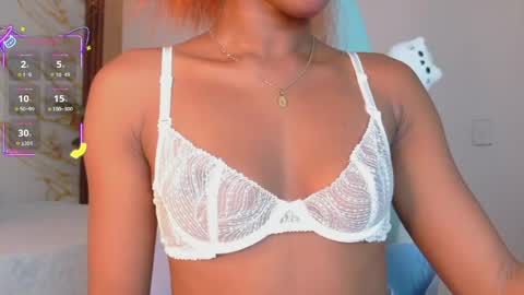 Ahvi Ebony online show from April 2026 01:04:01 PM