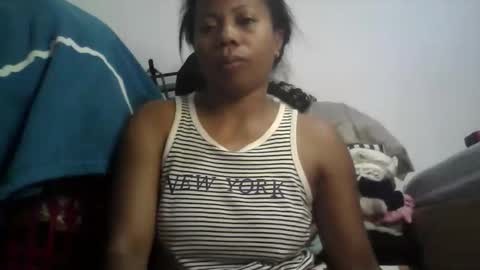 Snapshot of aicha_boobs chatting on April 2026 02:04:02 AM Aicha boobs online show from April 2026 02:04:02 AM
