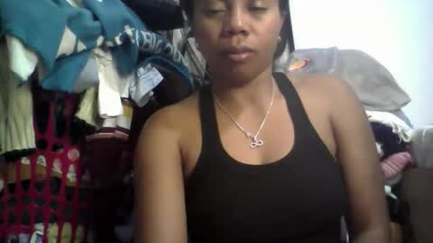 Snapshot of aicha_boobs chatting on May 2026 07:08:01 PM Aicha boobs online show from May 2026 07:08:01 PM