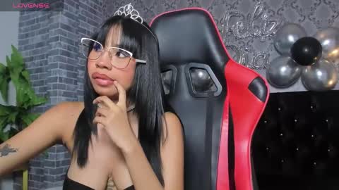 Snapshot of aida_princess chatting on November 2025 12:30:01 AM Aida online show from November 2025 12:30:01 AM