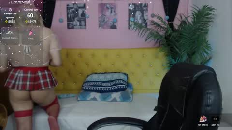 Snapshot of aidan_twink chatting on February 2025 10:48:02 PM AIDAN online show from February 2025 10:48:02 PM