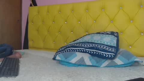 Snapshot of aidan_twink chatting on February 2025 01:53:02 AM AIDAN online show from February 2025 01:53:02 AM