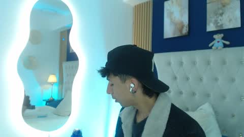 Snapshot of aiden_rivers_ chatting on April 2026 01:41:01 PM Aiden online show from April 2026 01:41:01 PM