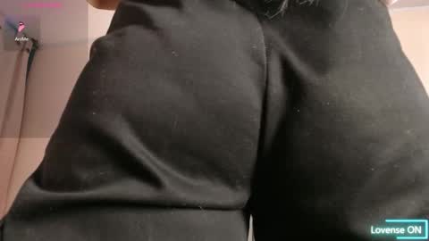 Snapshot of aiilynn_1 chatting on October 2025 11:16:01 PM Ailyn online show from October 2025 11:16:01 PM