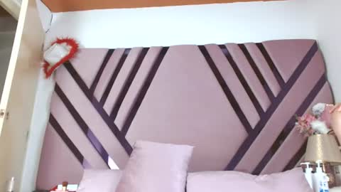 aiilynsmiith online show from July 2026 06:16:02 AM