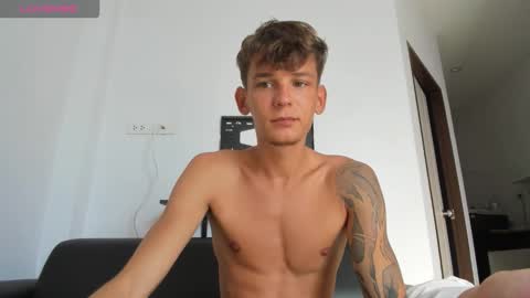 Snapshot of aiko_miracle chatting on March 2026 01:33:02 AM birthday here online show from March 2026 01:33:02 AM