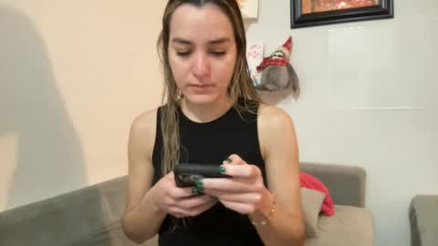 Aile online show from January 2025 07:07:01 PM