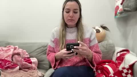 Aile online show from March 2025 01:56:02 AM