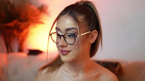  Aileen  online show from June 2026 08:41:01 PM