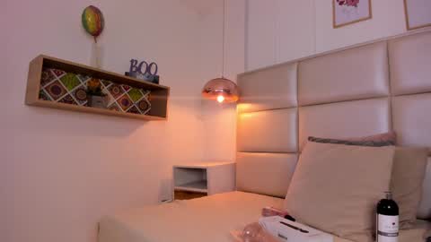 Aily Yozuko online show from February 2025 10:19:01 AM