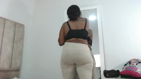 Snapshot of ailyndelosrios01 chatting on September 2025 01:49:01 PM ailyndelosrios01 online show from September 2025 01:49:01 PM