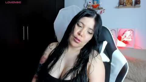 Ailyn  online show from May 2026 03:23:02 AM