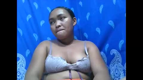 Snapshot of aimealdy chatting on October 2025 07:05:02 PM aimealdy online show from October 2025 07:05:02 PM