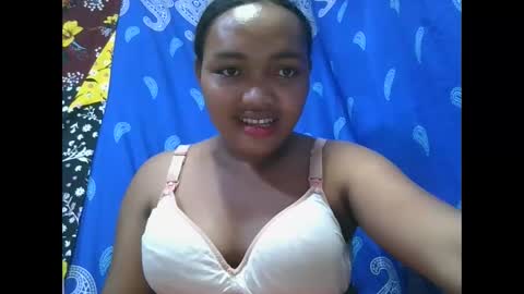 Snapshot of aimealdy chatting on November 2025 05:13:02 AM aimealdy online show from November 2025 05:13:02 AM