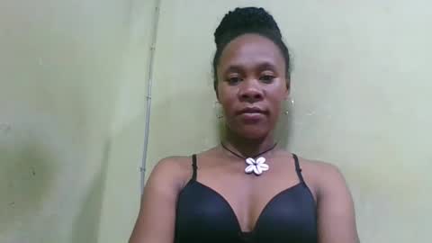 aimee982179 online show from April 2026 06:42:01 PM