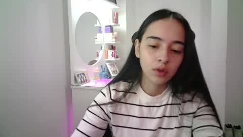Snapshot of aineangeel chatting on May 2026 01:19:01 PM AINE online show from May 2026 01:19:01 PM
