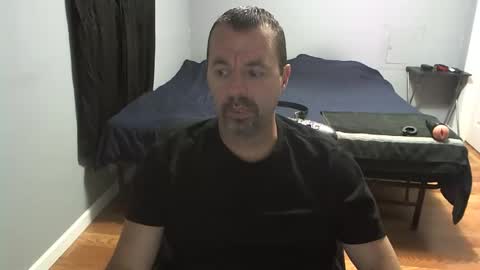 Daddy online show from October 2025 08:37:02 PM