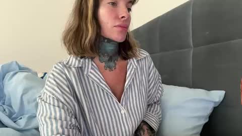 Snapshot of airgeadx chatting on September 2025 05:18:02 PM Airgead online show from September 2025 05:18:02 PM