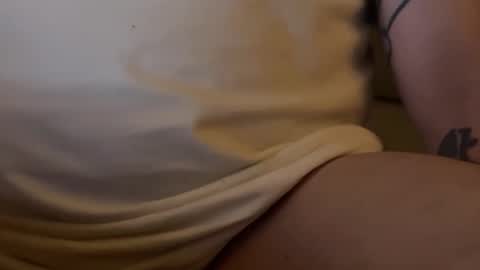 Airii online show from December 2025 06:53:01 AM