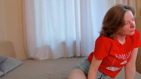 Snapshot of airycipher chatting on May 2026 05:36:02 AM Sofia help me get 50 thumbs up online show from May 2026 05:36:02 AM