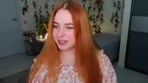 Snapshot of airysilhouette chatting on November 2025 10:03:02 AM Louise online show from November 2025 10:03:02 AM