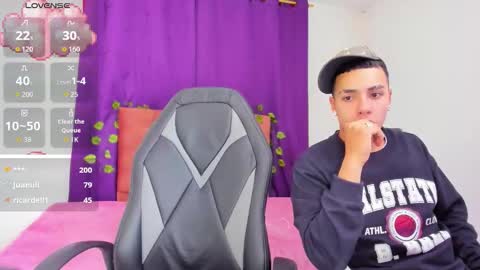 aisha_berry online show from October 2025 02:53:02 AM