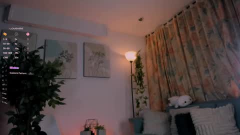 Aisha online show from May 2026 02:33:02 PM