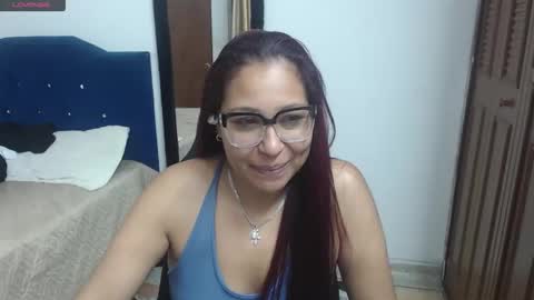 aisha_french online show from May 2026 02:36:02 PM