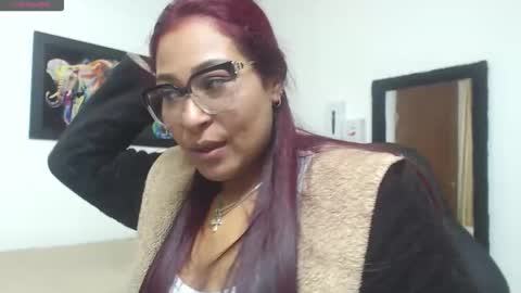 aisha_french online show from May 2026 02:34:02 PM