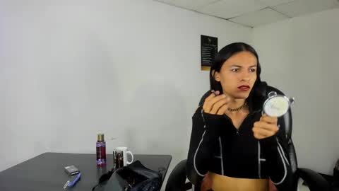 Snapshot of aisha_hotts777 chatting on November 2025 02:48:02 AM Aisha online show from November 2025 02:48:02 AM