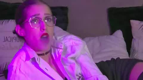 AishaHummer online show from October 2025 08:25:01 PM