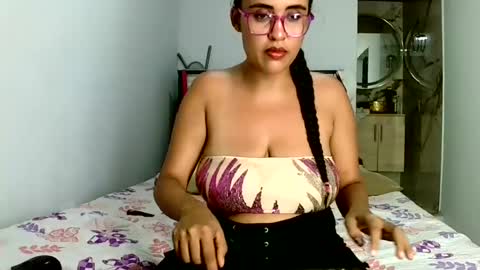 Snapshot of aisha_koswell3 chatting on July 2026 05:22:01 AM aisha koswell3 online show from July 2026 05:22:01 AM