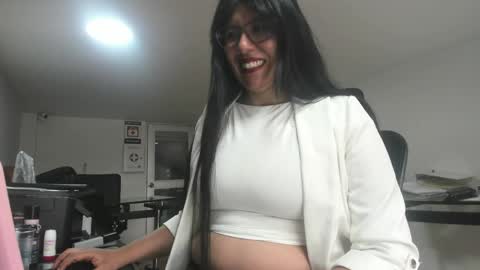 Katie   online show from April 2026 03:50:01 PM