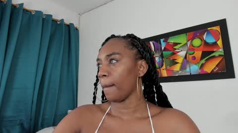 Snapshot of aisha_w10 chatting on January 2025 12:18:01 PM Aisha online show from January 2025 12:18:01 PM