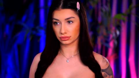 Lora online show from January 2025 05:48:02 AM