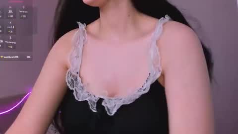 Aisha online show from November 2025 03:21:02 AM