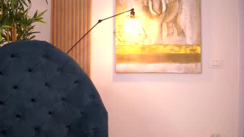 Aisha online show from March 2026 09:35:01 AM