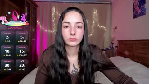 Snapshot of aishagolden chatting on January 2026 12:43:02 PM Aisha online show from January 2026 12:43:02 PM