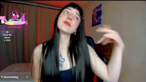 Aisha online show from April 2026 09:08:01 PM
