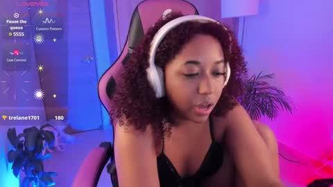 Snapshot of aisharose_ chatting on March 2025 10:05:02 PM Aisha online show from March 2025 10:05:02 PM