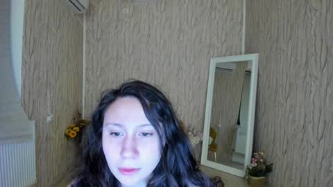 Aisha online show from January 2025 04:47:01 AM