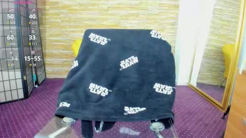 Snapshot of aisharouhi chatting on October 2025 04:10:01 AM Aisha online show from October 2025 04:10:01 AM