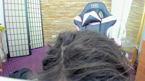 Snapshot of aisharouhi chatting on December 2025 05:39:02 AM Aisha online show from December 2025 05:39:02 AM