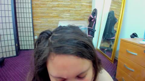 Snapshot of aisharouhi chatting on December 2025 06:20:02 AM Aisha online show from December 2025 06:20:02 AM