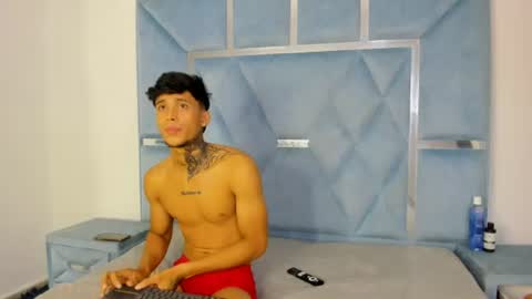 aishaxht online show from June 2026 04:48:01 AM