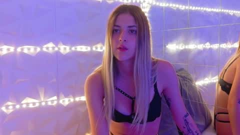 Snapshot of aishhaa chatting on September 2025 04:05:01 AM Aisha online show from September 2025 04:05:01 AM