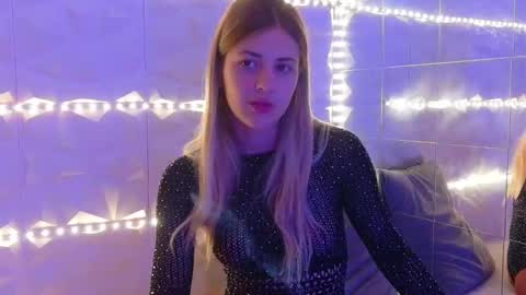 Snapshot of aishhaa chatting on September 2025 05:00:02 AM Aisha online show from September 2025 05:00:02 AM