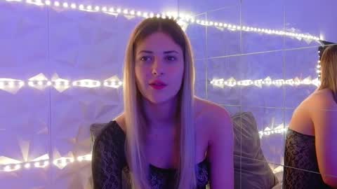 Snapshot of aishhaa chatting on October 2025 05:19:02 AM Aisha online show from October 2025 05:19:02 AM