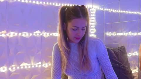 Snapshot of aishhaa chatting on October 2025 06:06:02 AM Aisha online show from October 2025 06:06:02 AM