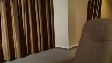 aishiro online show from February 2026 03:54:02 PM